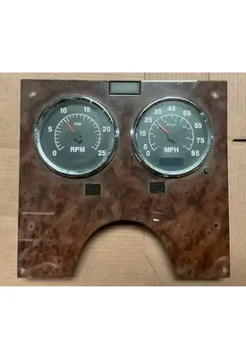 INTERNATIONAL 9200I Instrument Cluster