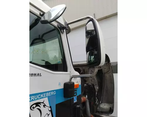 INTERNATIONAL 9200I MIRROR ASSEMBLY CABDOOR