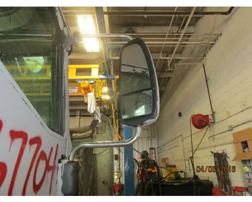 INTERNATIONAL 9200I MIRROR ASSEMBLY CABDOOR