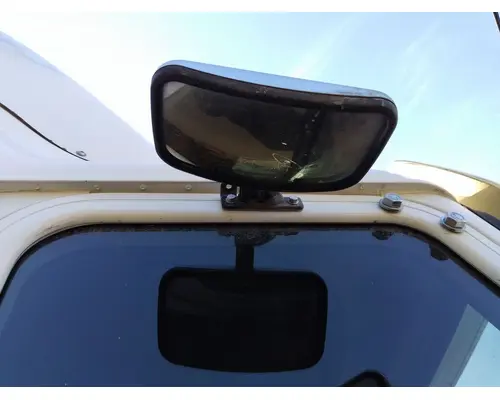 INTERNATIONAL 9200I MIRROR LOOK DOWN