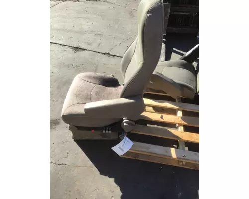 INTERNATIONAL 9200I SEAT, FRONT