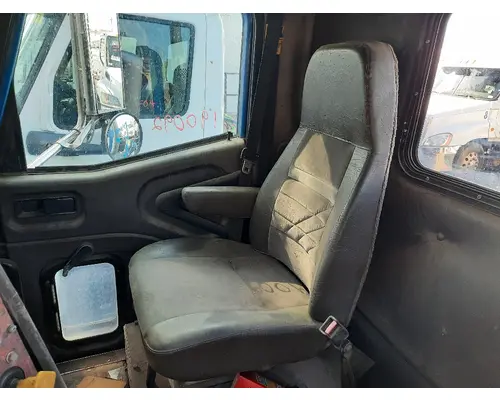 INTERNATIONAL 9200I SEAT, FRONT