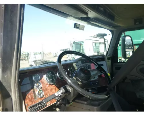 INTERNATIONAL 9200I STEERING COLUMN