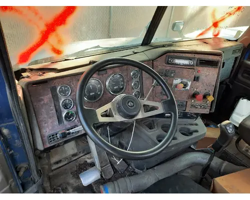 INTERNATIONAL 9200I STEERING COLUMN