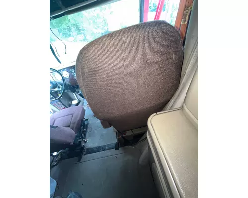 INTERNATIONAL 9200I Seat, Front