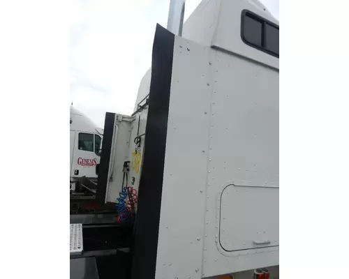 INTERNATIONAL 9200I Side Fairing