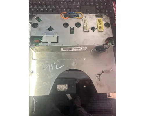 INTERNATIONAL 9200I Speedometer Head Cluster