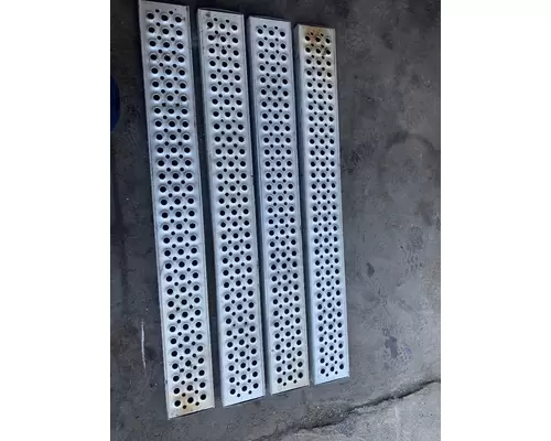 INTERNATIONAL 9200I Step