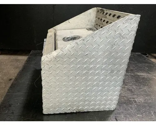 INTERNATIONAL 9200I Tool Box