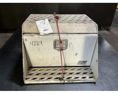 INTERNATIONAL 9200I Tool Box