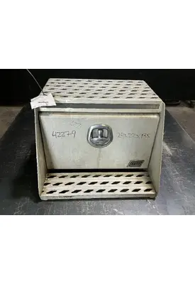 INTERNATIONAL 9200I Tool Box