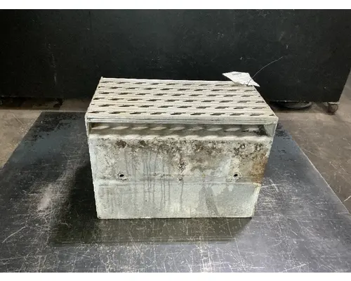 INTERNATIONAL 9200I Tool Box