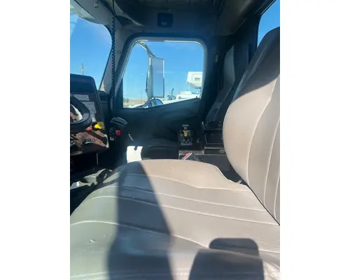 INTERNATIONAL 9200I Vehicle For Sale