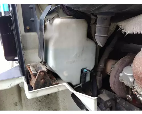 INTERNATIONAL 9200I WINDSHIELD WASHER RESERVOIR