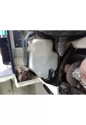 INTERNATIONAL 9200I WINDSHIELD WASHER RESERVOIR