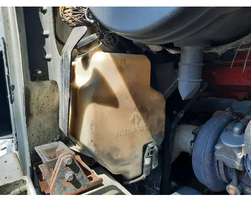 INTERNATIONAL 9200I WINDSHIELD WASHER RESERVOIR