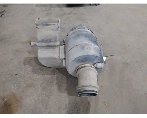 INTERNATIONAL 9200 AIR CLEANER