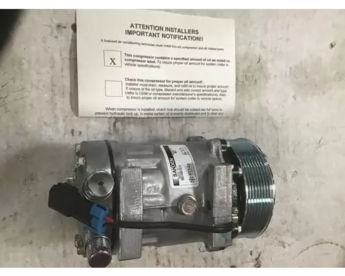 INTERNATIONAL 9200 Air Conditioner Compressor