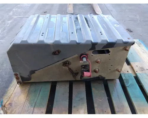 INTERNATIONAL 9200 BATTERY BOX