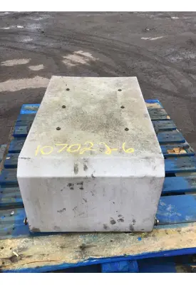 INTERNATIONAL 9200 Battery Box