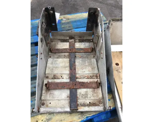 INTERNATIONAL 9200 Battery Box