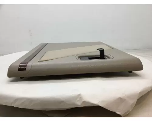 INTERNATIONAL 9200 Body Parts, Misc.