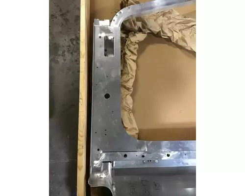INTERNATIONAL 9200 Body Parts, Misc.