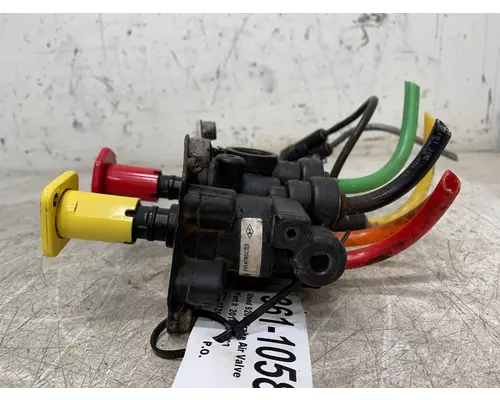 INTERNATIONAL 9200 Brake Proportioning Valve