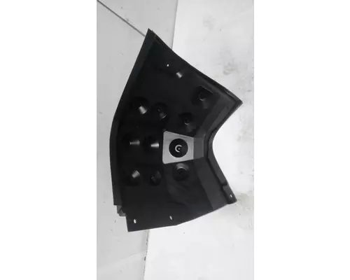 INTERNATIONAL 9200 Bumper End Cap