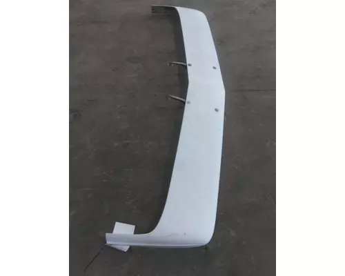 INTERNATIONAL 9200 CAB CLIP