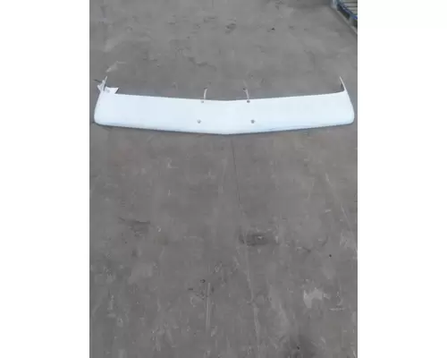 INTERNATIONAL 9200 CAB CLIP