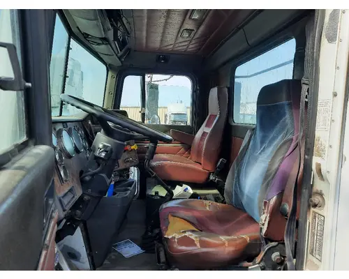 INTERNATIONAL 9200 CAB