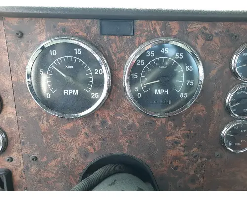INTERNATIONAL 9200 CAB