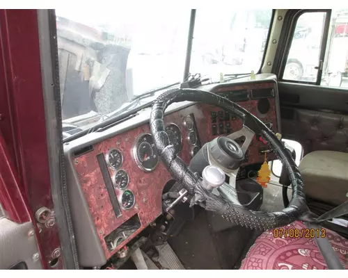 INTERNATIONAL 9200 CAB