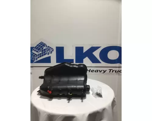 INTERNATIONAL 9200 DEF Tank