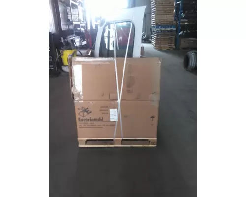 INTERNATIONAL 9200 DOOR ASSEMBLY, FRONT