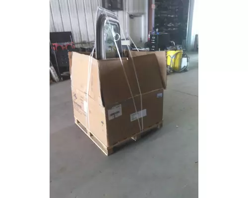 INTERNATIONAL 9200 DOOR ASSEMBLY, FRONT