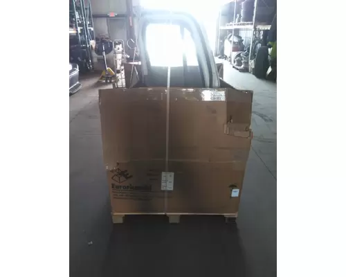 INTERNATIONAL 9200 DOOR ASSEMBLY, FRONT