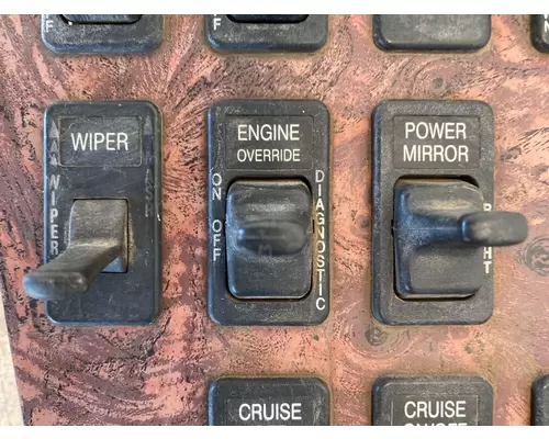 INTERNATIONAL 9200 Dash  Console Switch