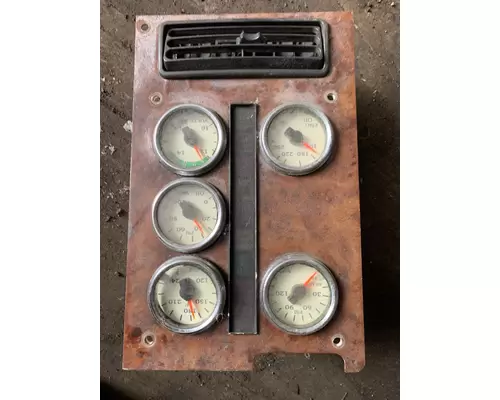 INTERNATIONAL 9200 Dash Panel