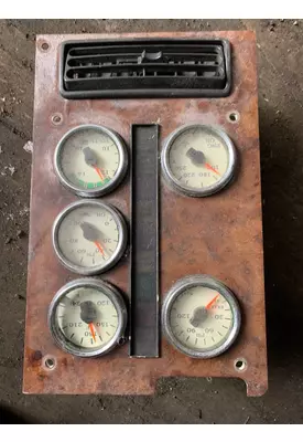 INTERNATIONAL 9200 Dash Panel