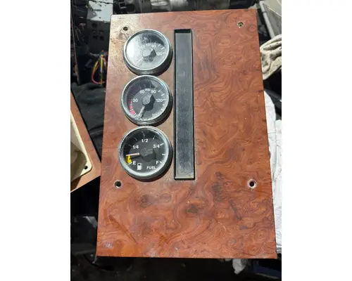 INTERNATIONAL 9200 Dash Panel