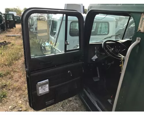 INTERNATIONAL 9200 Door Assembly, Front