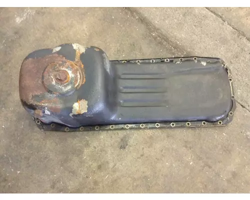 INTERNATIONAL 9200 Engine Oil Pan