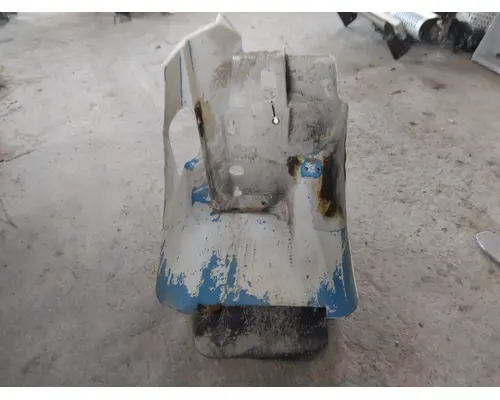INTERNATIONAL 9200 FENDER EXTENSION