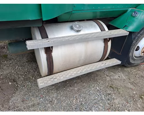 INTERNATIONAL 9200 FUEL TANK