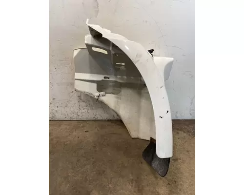 INTERNATIONAL 9200 Fender Extension