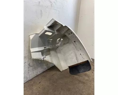 INTERNATIONAL 9200 Fender Extension