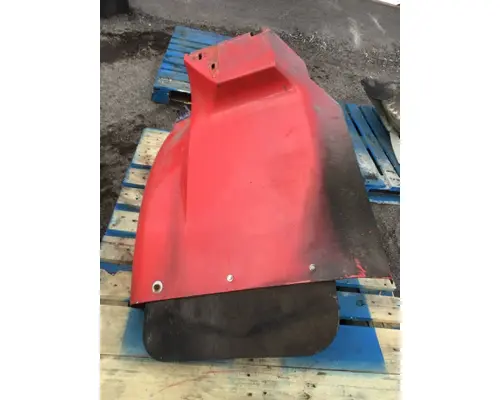 INTERNATIONAL 9200 Fender Extension