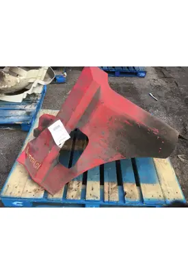 INTERNATIONAL 9200 Fender Extension